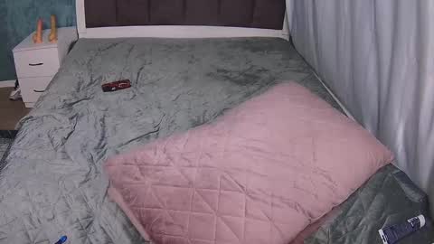 Snapshot of dennisgartman chatting on 10/27/25, 07:07 Dennis online show from 10/27/25, 07:07