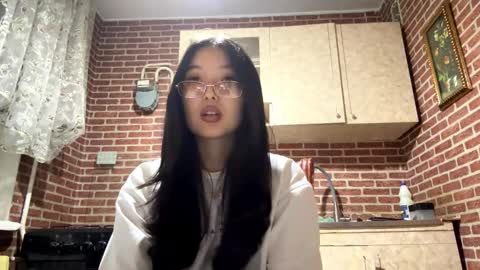 Snapshot of denysebernacchi chatting on 10/03/25, 01:08 Emma online show from 10/03/25, 01:08