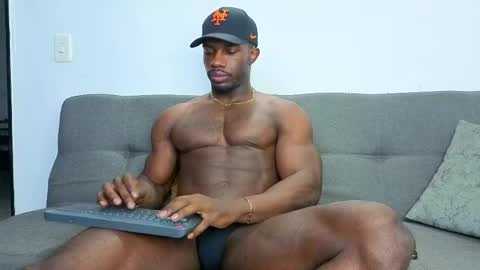 Snapshot of denzel_koose chatting on 04/28/26, 10:48 The King Denzel online show from 04/28/26, 10:48