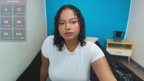 Snapshot of dephne_ chatting on 01/09/25, 12:52 Dephne online show from 01/09/25, 12:52