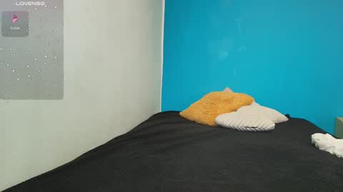 Snapshot of dephne_ chatting on 01/09/25, 03:55 Dephne online show from 01/09/25, 03:55