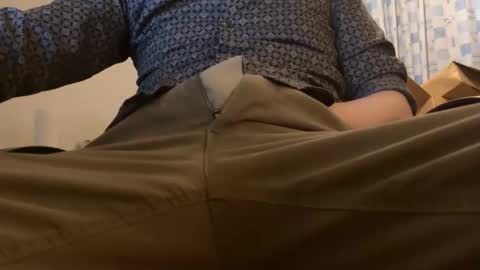 Snapshot of derdeutschespritzer117 chatting on 10/30/25, 02:07 derdeutschespritzer117 online show from 10/30/25, 02:07