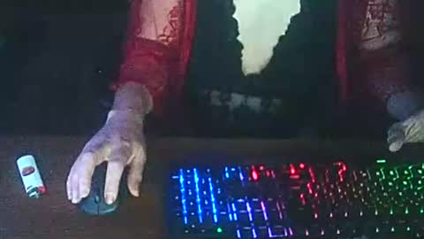 Snapshot of derdon0000 chatting on 10/10/25, 05:17 sexy l online show from 10/10/25, 05:17