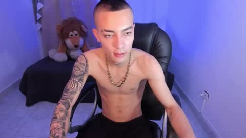 Snapshot of dereck_boyy_ chatting on 02/11/26, 05:01 Dereck Boy online show from 02/11/26, 05:01