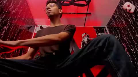 Dereck online show from 07/09/26, 05:17