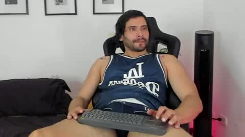 Dereck Vega online show from 07/23/26, 01:58