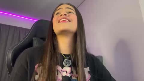 Snapshot of dereckbrownn chatting on 10/23/25, 10:08 Dereck online show from 10/23/25, 10:08