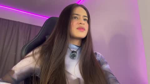 Snapshot of dereckbrownn chatting on 10/27/25, 07:51 Dereck online show from 10/27/25, 07:51