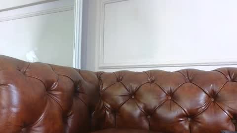 dereckwolf_ online show from 10/18/25, 01:12