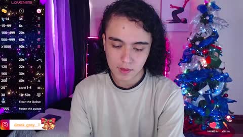 Snapshot of derek_greyy_ chatting on 12/27/24, 06:20 derek grey online show from 12/27/24, 06:20