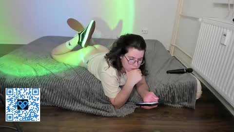 Derek online show from 12/13/25, 07:53