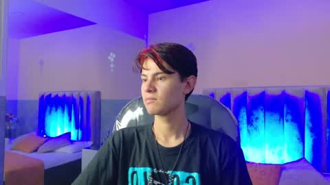 derek_sinn online show from 05/23/26, 09:08