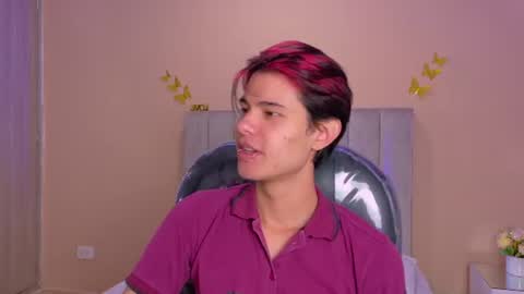 derek_sinn online show from 07/12/26, 04:14
