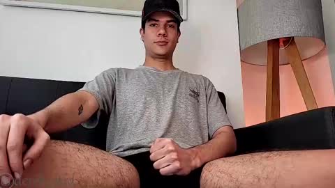Derek independent model  online show from 03/10/25, 05:29