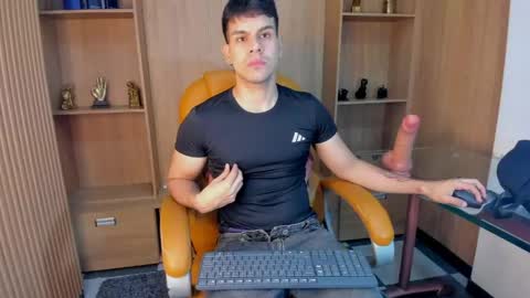 derek_voss online show from 05/02/26, 01:49