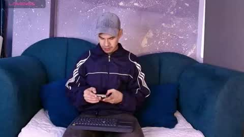derek_voss online show from 06/27/26, 05:40