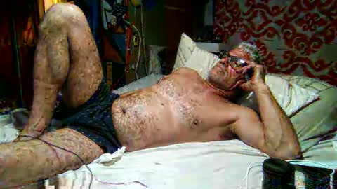 derick1961 online show from 11/28/25, 02:14