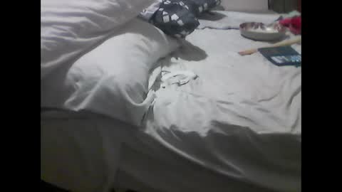 Snapshot of deroseblack chatting on 11/01/25, 11:40 deroseblack online show from 11/01/25, 11:40