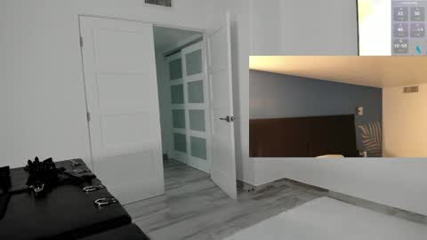 Snapshot of derrick973 chatting on 03/03/25, 12:37 poundmyassplsddy77 online show from 03/03/25, 12:37