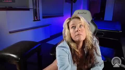 Derrick 52 and Brittany 50 online show from 07/10/26, 10:18