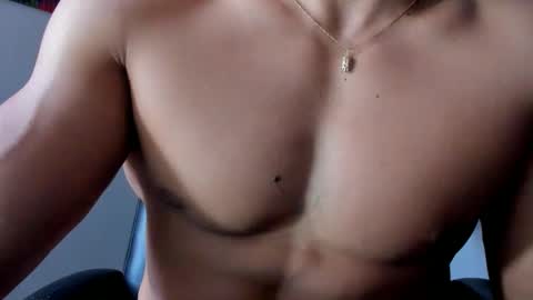 derry_adams1237 online show from 03/01/25, 10:42