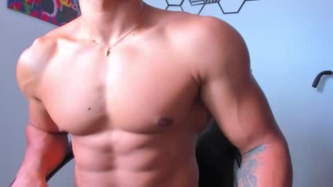 derry_adams1237 online show from 09/12/25, 07:58