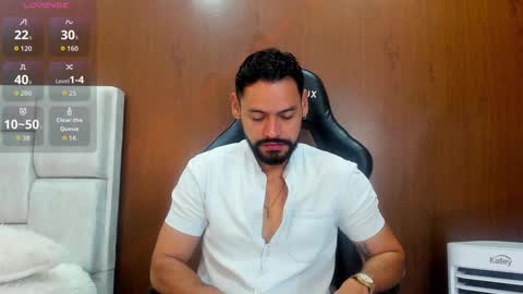 Snapshot of derrybigger_cm chatting on 10/05/25, 02:04 DerryBigger CM online show from 10/05/25, 02:04