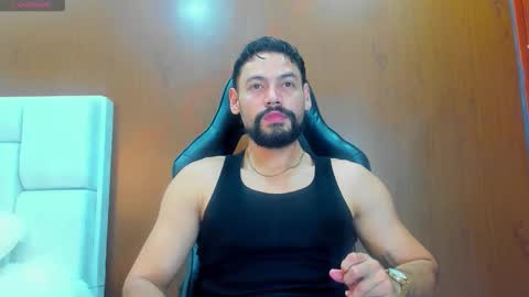 DerryBigger CM online show from 11/26/25, 06:09