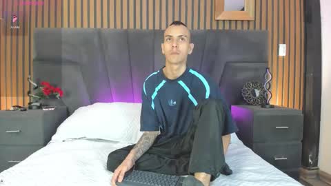 Snapshot of derrymeyers chatting on 11/03/25, 04:14 derrymeyers online show from 11/03/25, 04:14