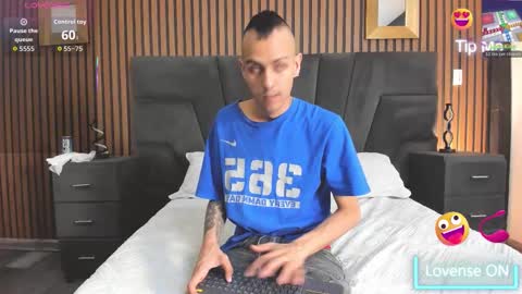 Snapshot of derrymeyers chatting on 11/12/25, 04:13 derrymeyers online show from 11/12/25, 04:13