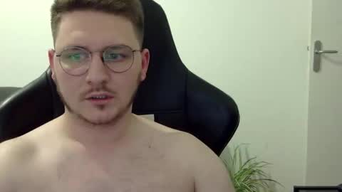 Snapshot of dervechi chatting on 12/05/25, 06:59 dervechi online show from 12/05/25, 06:59