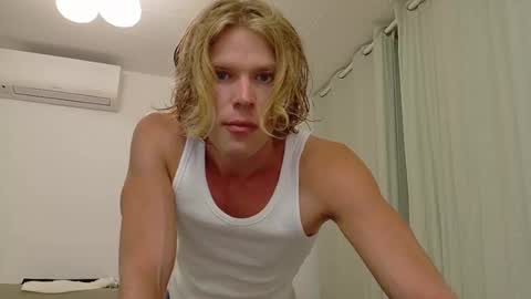 desaad_98 online show from 09/18/25, 09:06