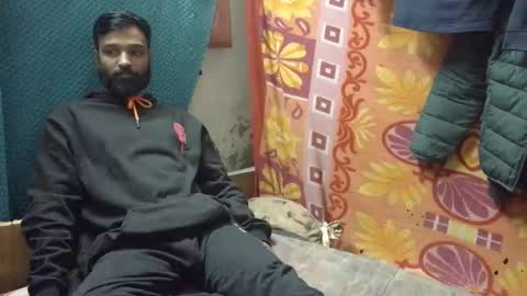 desi_boy799417 online show from 12/22/25, 06:43