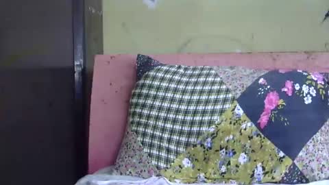 Snapshot of desi_darling chatting on 11/26/25, 04:30 kajal online show from 11/26/25, 04:30