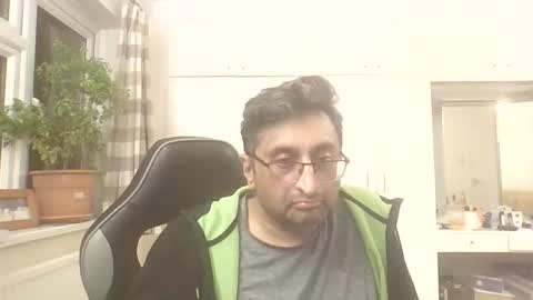 desiboi9 online show from 10/16/25, 11:50