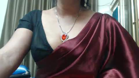 Maisa online show from 12/30/24, 08:36