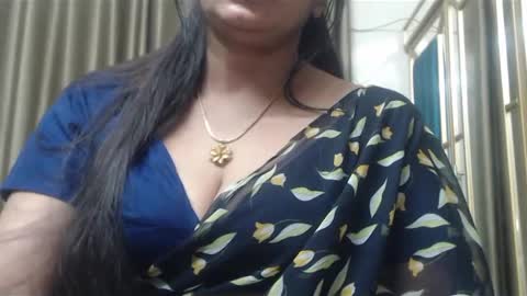 Maisa online show from 02/15/25, 08:33