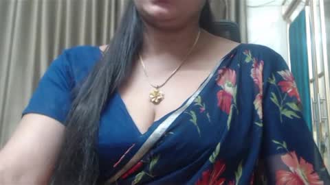 Maisa online show from 02/16/25, 10:32