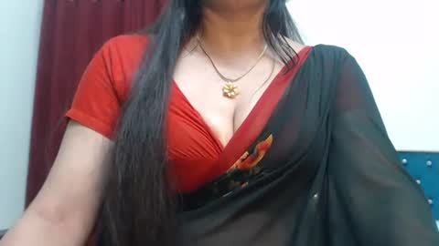 Maisa online show from 09/28/25, 06:02