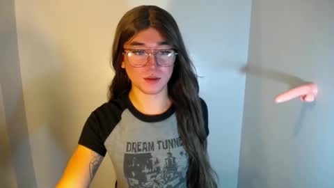 LORINE online show from 12/14/24, 04:42