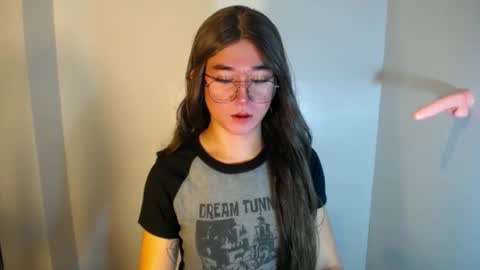 LORINE online show from 12/18/24, 02:06