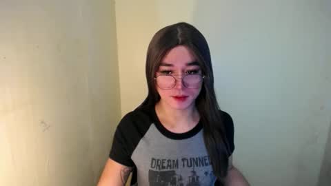 LORINE online show from 02/08/25, 10:07