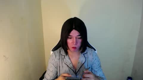 LORINE online show from 02/11/25, 06:33