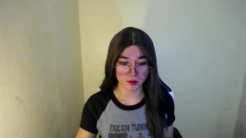 LORINE online show from 02/22/25, 06:28