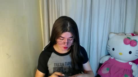 LORINE online show from 02/24/25, 05:22