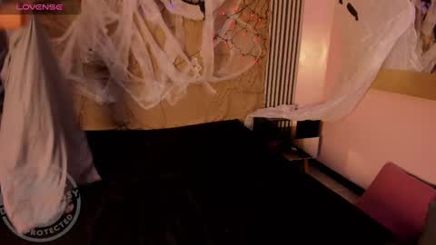 desire_ecstasy online show from 10/28/25, 01:03