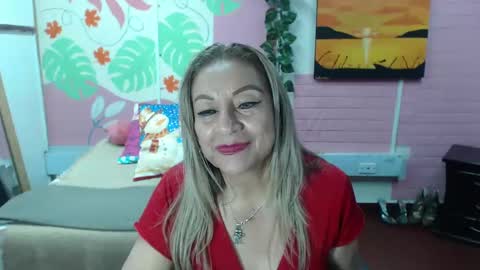 VALERIA online show from 12/31/24, 08:34