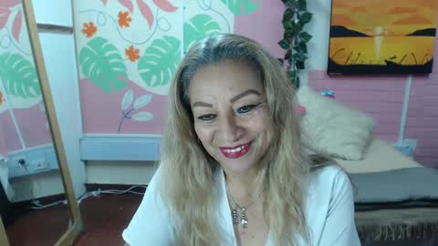 VALERIA online show from 03/11/25, 03:34