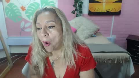 VALERIA online show from 05/22/26, 04:12