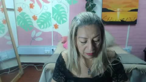 VALERIA online show from 06/15/26, 03:47